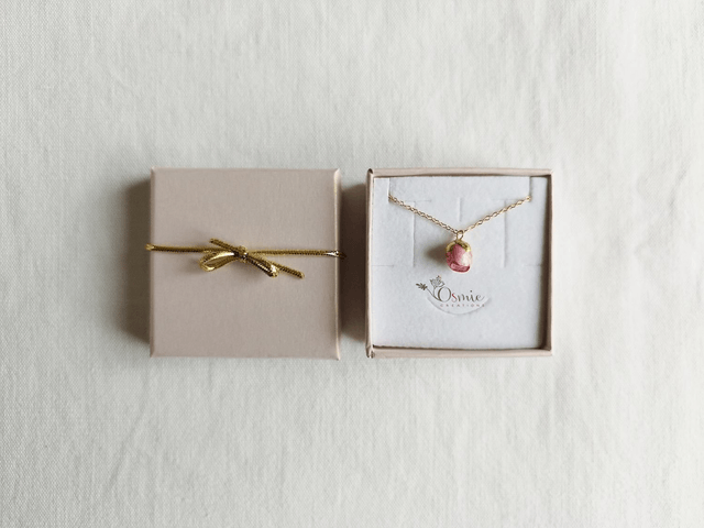 Collier Bouton de Rose - Pièce Unique Réf 201