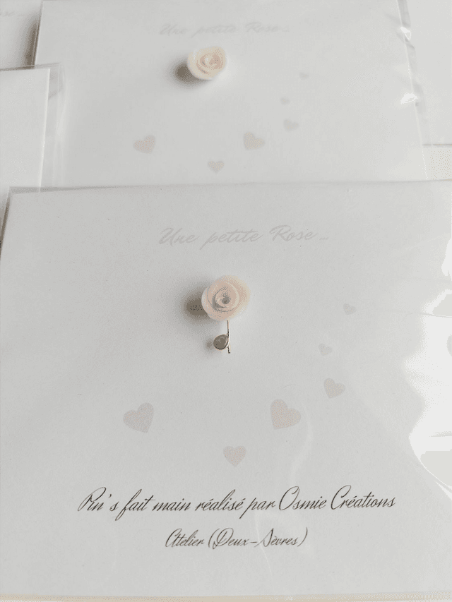 Carte Pin&#039;s Petite Rose Poudré